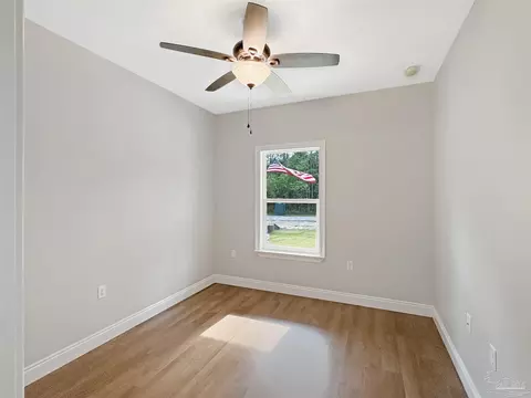 Bedroom - 3286 Damon Dr, Milton, FL 32583 photo 2 of 6