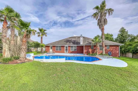 4810 Endeavor Ct, Milton, FL 32570