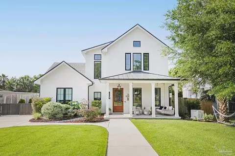 1869 E Bobe St, Pensacola, FL 32503