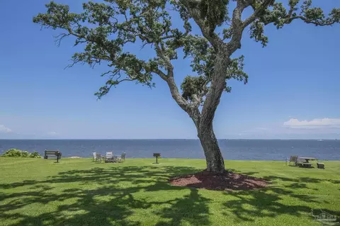 710 Scenic Hwy #208, Pensacola, FL 32503