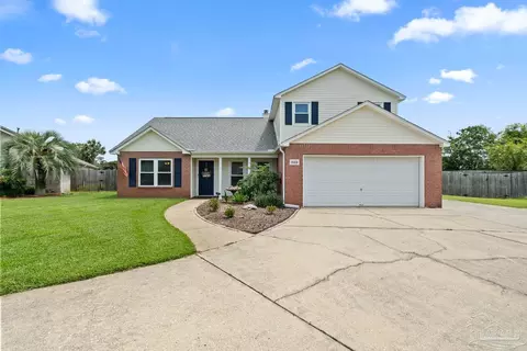 1400 Cacao Ln, Pensacola, FL 32507