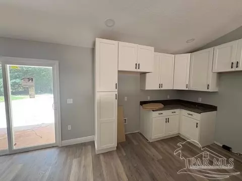Kitchen - 7147 Heath Rd, Milton, FL 32570 photo 2 of 2