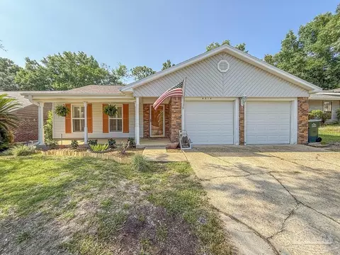 4514 Southpointe Ln, Pensacola, FL 32514