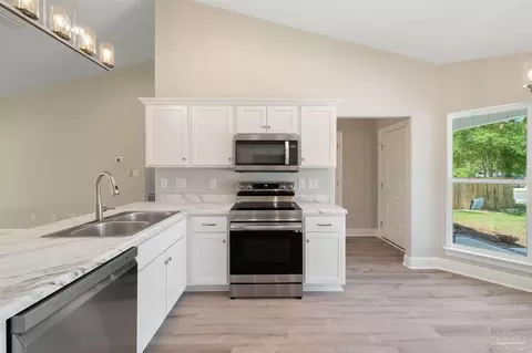 3725 Martin St, Pace, FL 32571 photo 8
