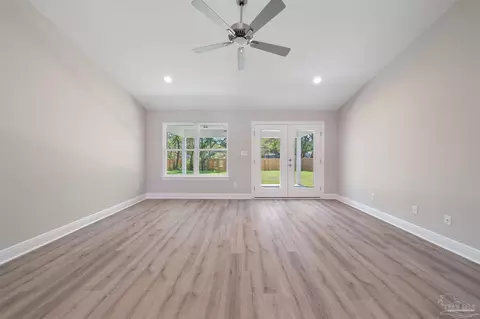 3725 Martin St, Pace, FL 32571 photo 2