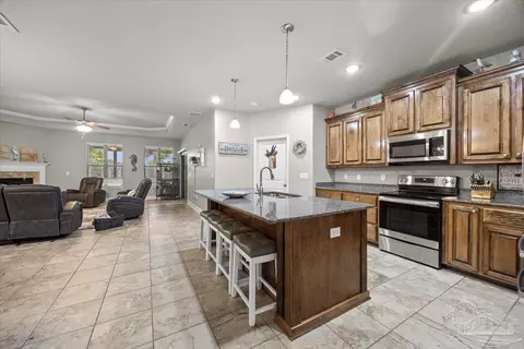 Kitchen - 3920 Shady Grove Dr, Pace, FL 32571 photo 1 of 2