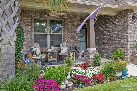Exterior - 3920 Shady Grove Dr, Pace, FL 32571 photo 2 of 13