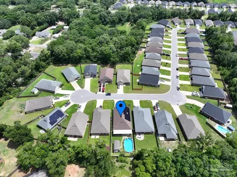 View/Area - 3920 Shady Grove Dr, Pace, FL 32571 photo 6 of 10