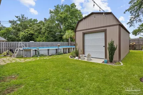 Exterior - 3920 Shady Grove Dr, Pace, FL 32571 photo 12 of 13