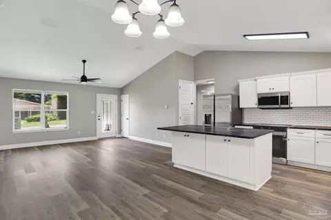 405 Mintz Ln, Cantonment, FL 32533 photo 6