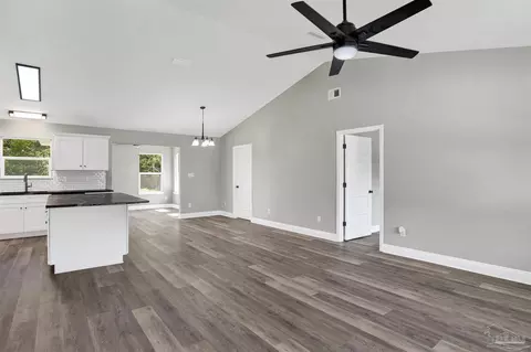 405 Mintz Ln, Cantonment, FL 32533 photo 5