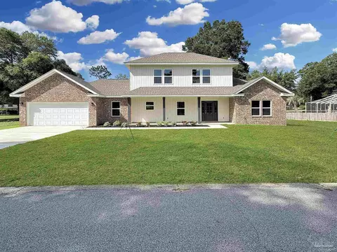 5773 Trevino Dr, Milton, FL 32570