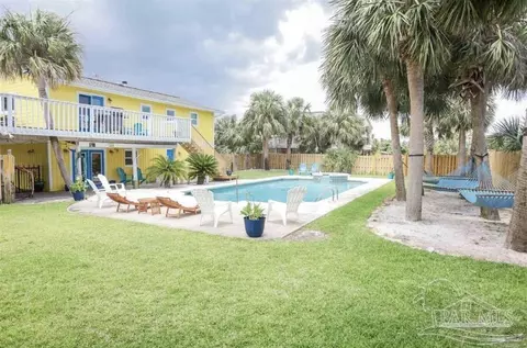 900 Largo Dr, Pensacola Beach, FL 32561