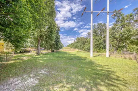 Exterior - 6043 Dairy Rd, Baker, FL 32531 photo 21 of 30