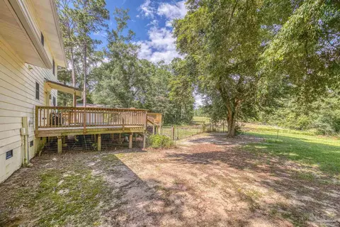 Exterior - 6043 Dairy Rd, Baker, FL 32531 photo 10 of 30