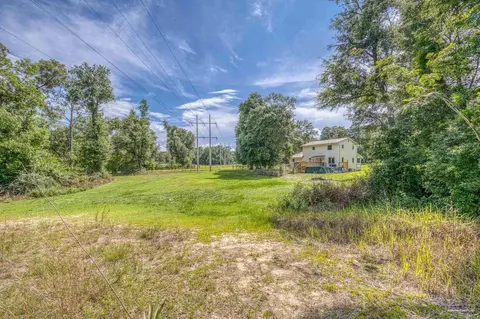 Exterior - 6043 Dairy Rd, Baker, FL 32531 photo 15 of 30