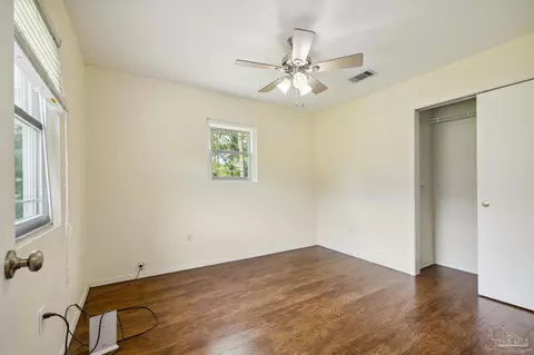 Bedroom - 6043 Dairy Rd, Baker, FL 32531 photo 3 of 8