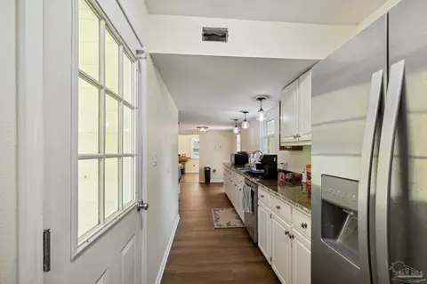 Entry Way - 6043 Dairy Rd, Baker, FL 32531 photo 1 of 5