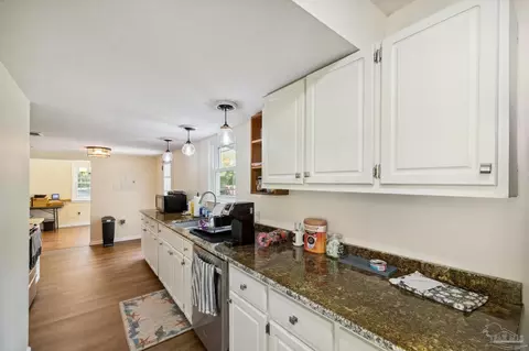 Kitchen - 6043 Dairy Rd, Baker, FL 32531 photo 3 of 3