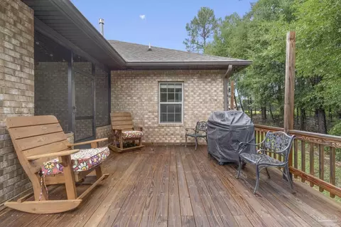 Exterior - 3093 Wallace Lake Rd, Pace, FL 32571 photo 7 of 13