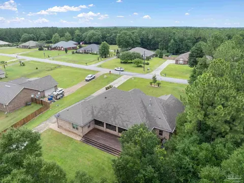 View/Area - 3093 Wallace Lake Rd, Pace, FL 32571 photo 7 of 10