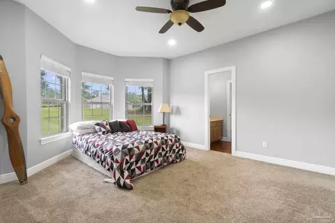 Bedroom - 3093 Wallace Lake Rd, Pace, FL 32571 photo 5 of 6