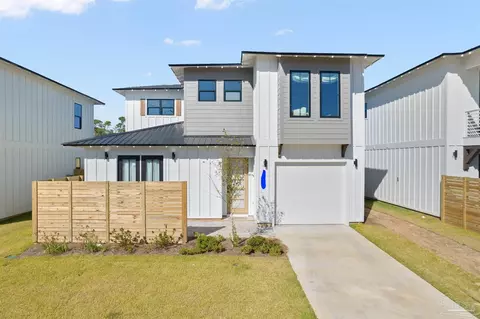 13844 Red Drum Ct, Pensacola, FL 32507
