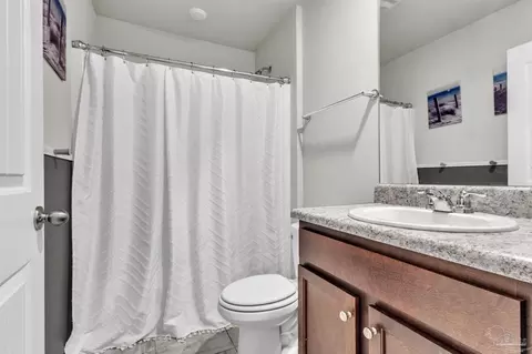 Bath - 4744 Perception Cir, Milton, FL 32570 photo 1 of 2