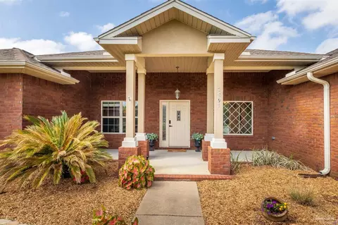 2891 Pga Blvd, Navarre, FL 32566