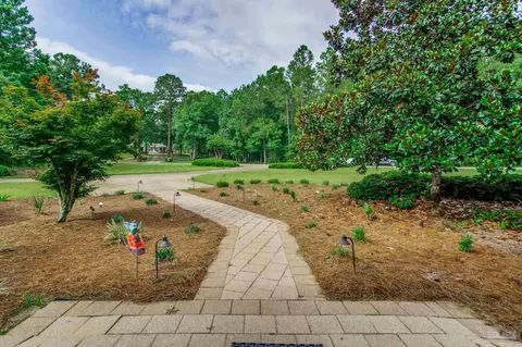 Exterior - 3460 Edinburgh Dr, Pace, FL 32571 photo 3 of 9