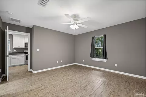 Bedroom - 6609 Cedar St, Milton, FL 32570 photo 1 of 1