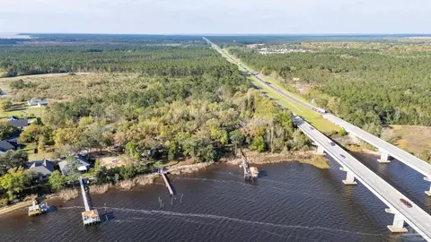 7366 Presley Rd, Milton, FL 32583