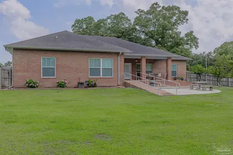 Exterior - 598 Bocage Rd, Cantonment, FL 32533 photo 6 of 6
