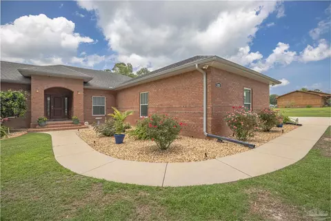 Exterior - 598 Bocage Rd, Cantonment, FL 32533 photo 4 of 6