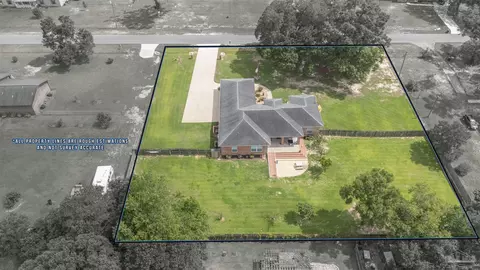 View/Area - 598 Bocage Rd, Cantonment, FL 32533 photo 2 of 4