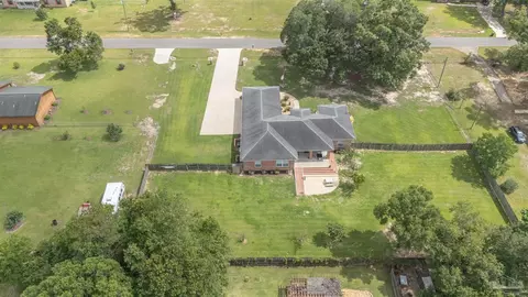 View/Area - 598 Bocage Rd, Cantonment, FL 32533 photo 3 of 4