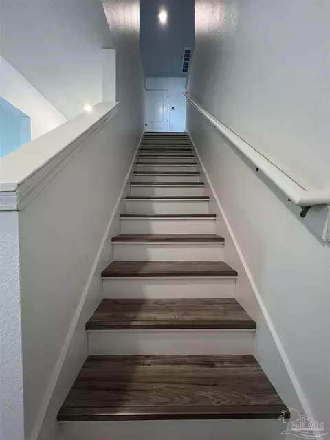 Entry Way - 2143 Pineview Church Rd, Jay, FL 32565 photo 1 of 2