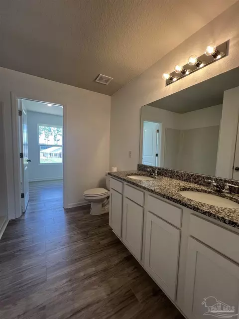 Bath - 2143 Pineview Church Rd, Jay, FL 32565 photo 2 of 2