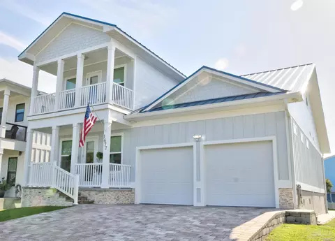1677 Stanford Rd, Gulf Breeze, FL 32563