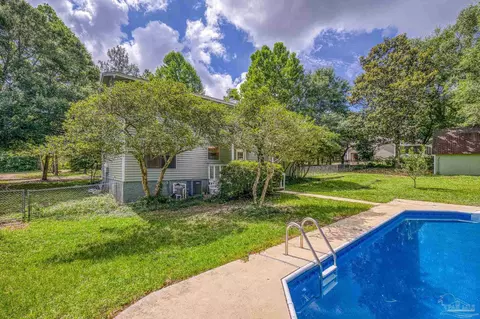 Exterior - 6136 Beasley Rd, Crestview, FL 32536 photo 11 of 35