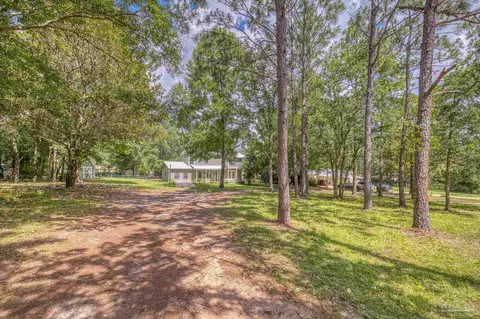 Exterior - 6136 Beasley Rd, Crestview, FL 32536 photo 34 of 35