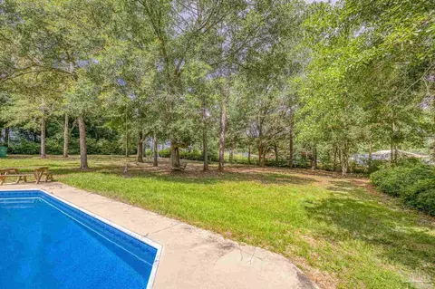 Exterior - 6136 Beasley Rd, Crestview, FL 32536 photo 12 of 35