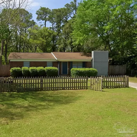 907 Colbert Ave, Pensacola, FL 32507