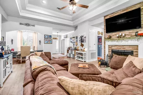 Entry Way - 2704 Wildhurst Trl, Pace, FL 32571 photo 4 of 6