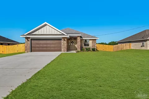 7917 Twin Lake Dr, Milton, FL 32583