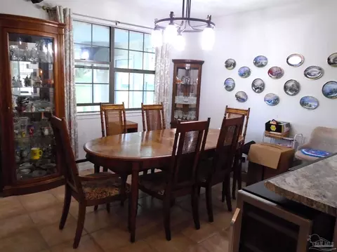 Dining - 7067 Pine Blossom Rd, Milton, FL 32570 photo 2 of 2