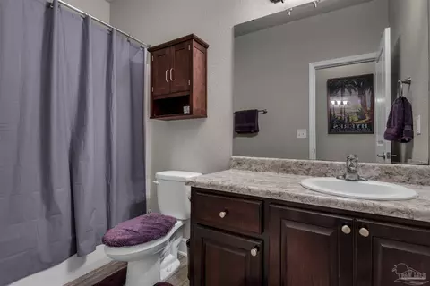 Bath - 5282 Parkside Dr, Pace, FL 32571 photo 4 of 4