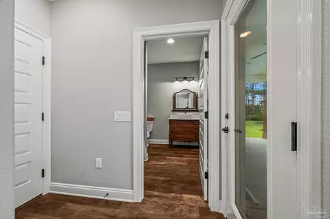 Entry Way - 3819 Luther Fowler Rd, Pace, FL 32571 photo 3 of 9