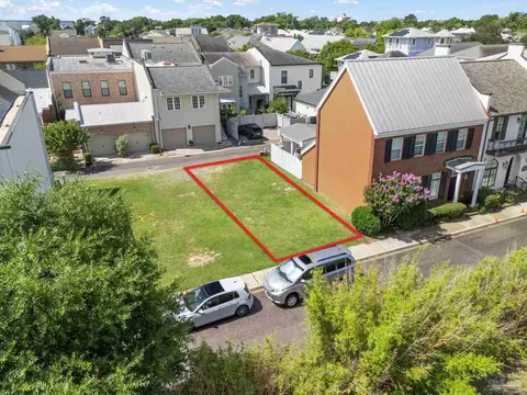 671 Centros St, Pensacola, FL 32502