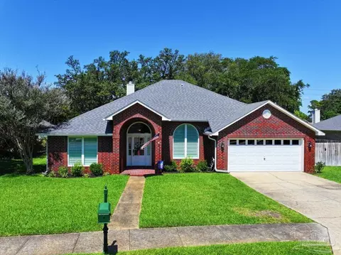 1107 Tiger Trace Blvd, Gulf Breeze, FL 32563